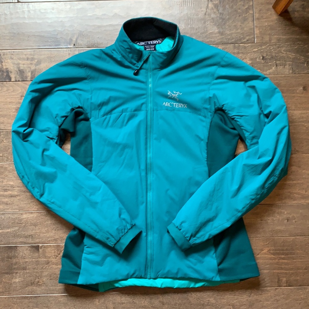 Arc’teryx Women’s Lt Atom Jacket